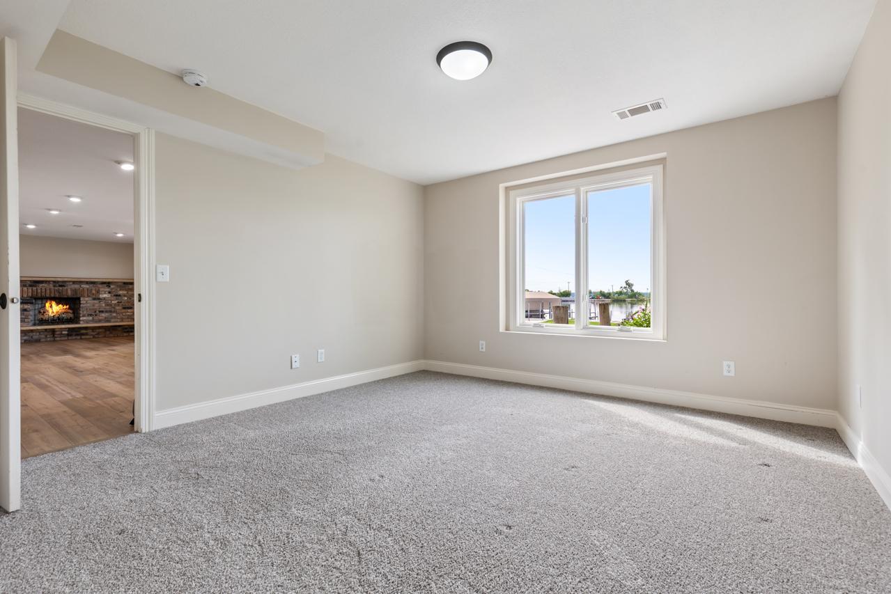 4372 Channel Road