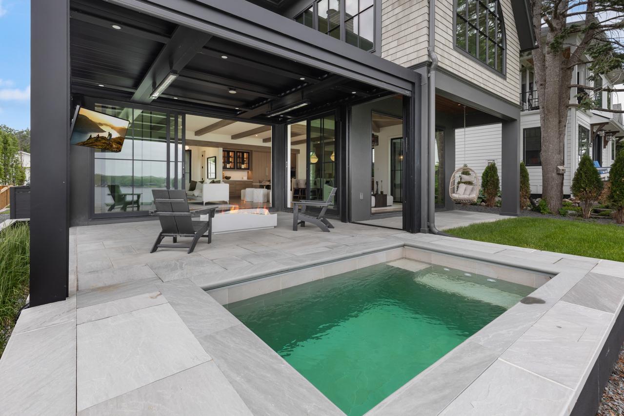 254 Lake Street