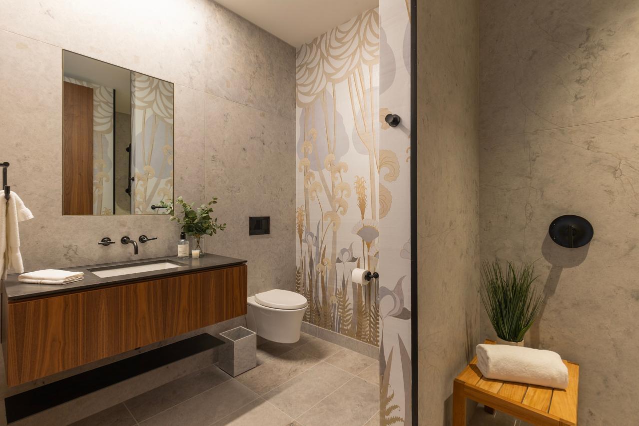 255 Hennepin Avenue Unit: 3402