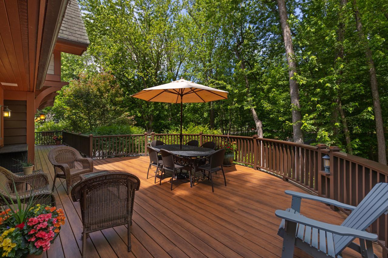 5955 Maple Forest