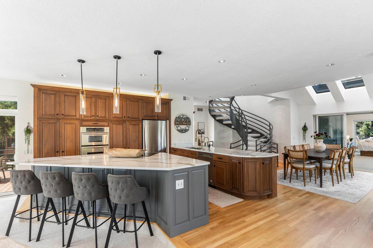 14085 Greenway Avenue NE
