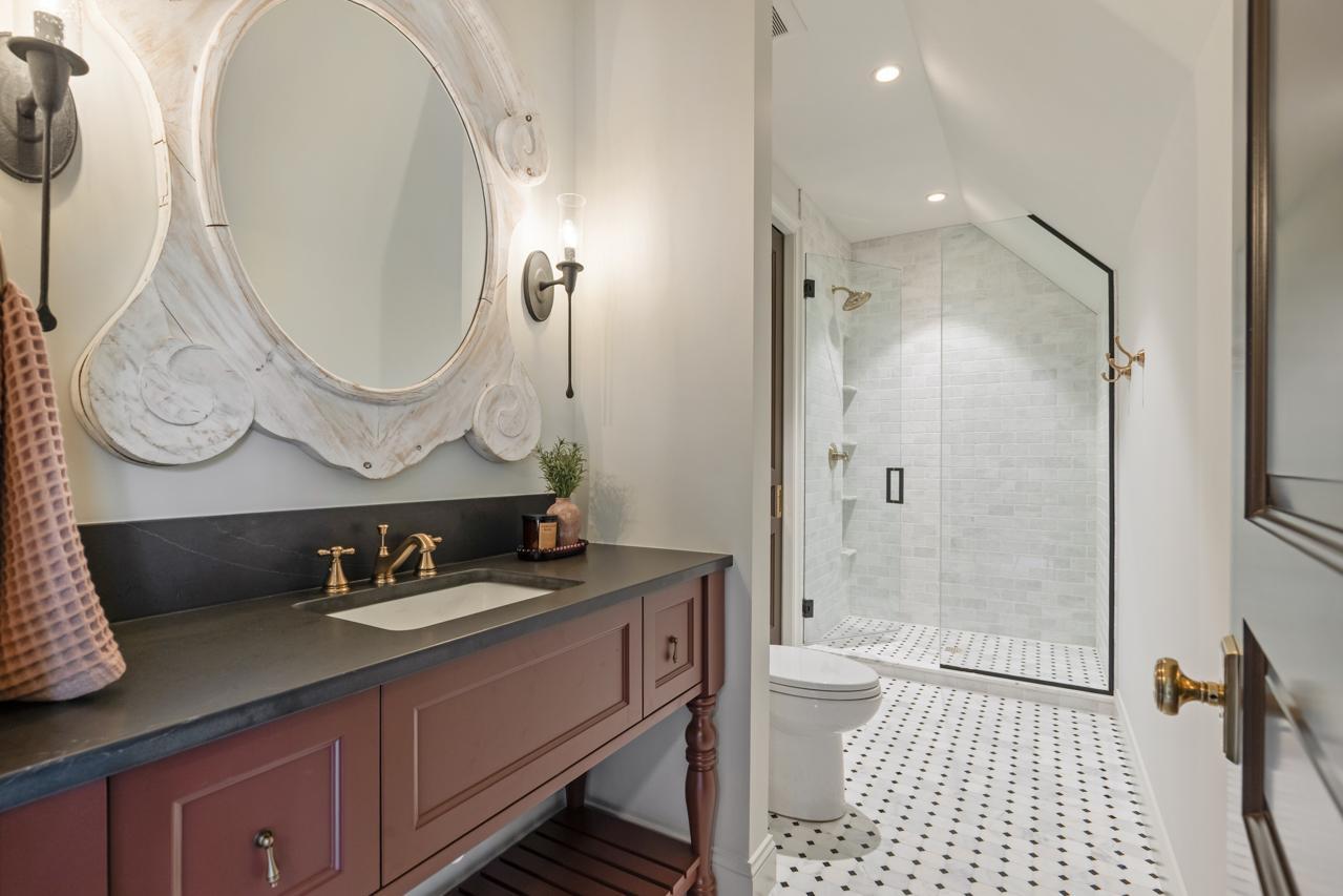 2295 Tamarack Drive