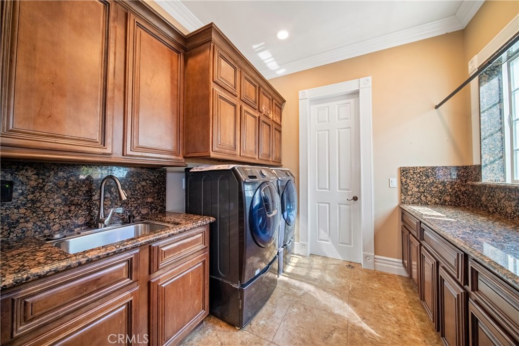 24925 Franklin Street