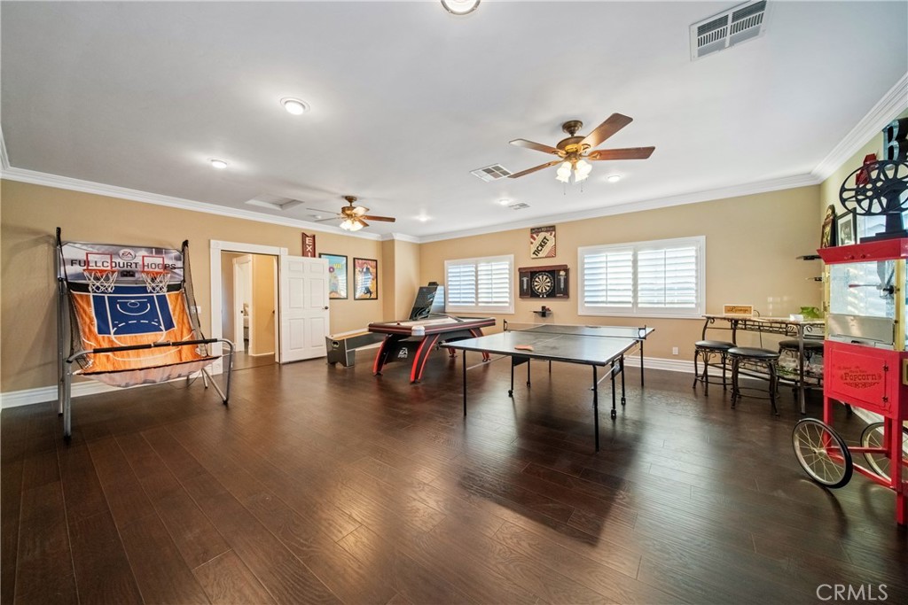 24925 Franklin Street