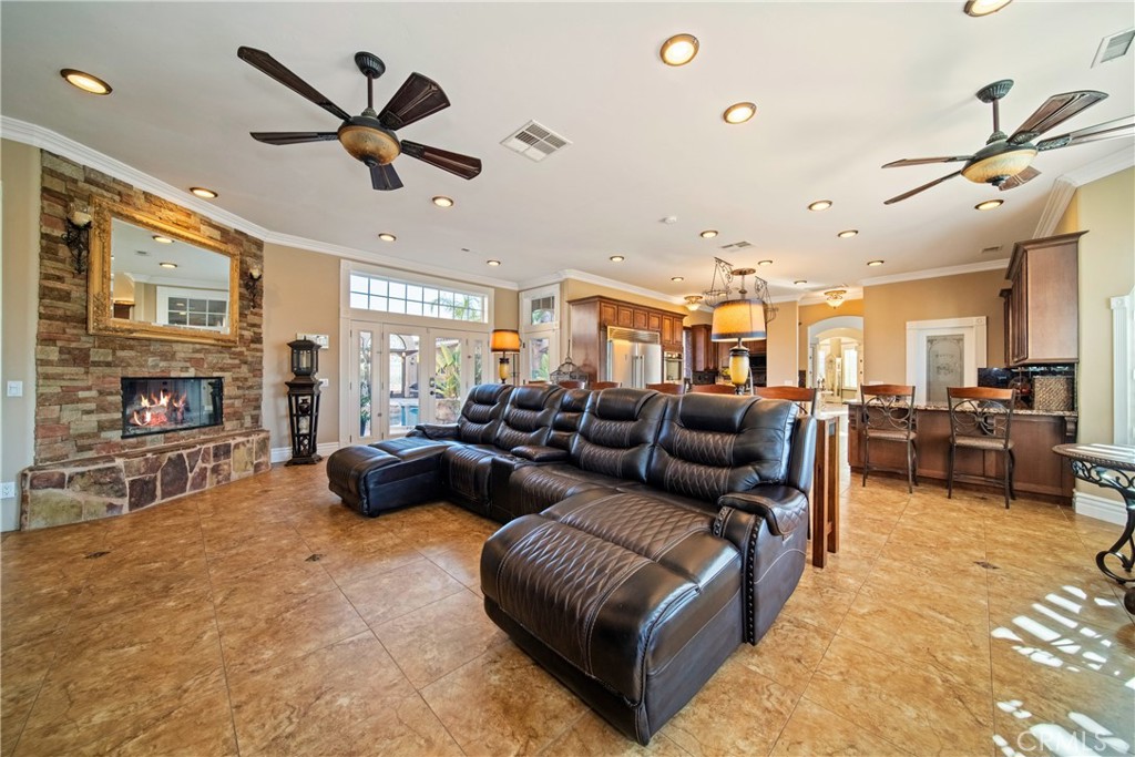 24925 Franklin Street