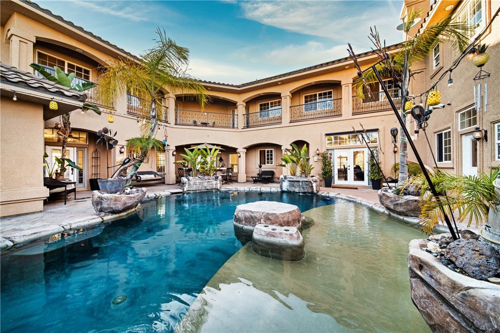 24925 Franklin Street