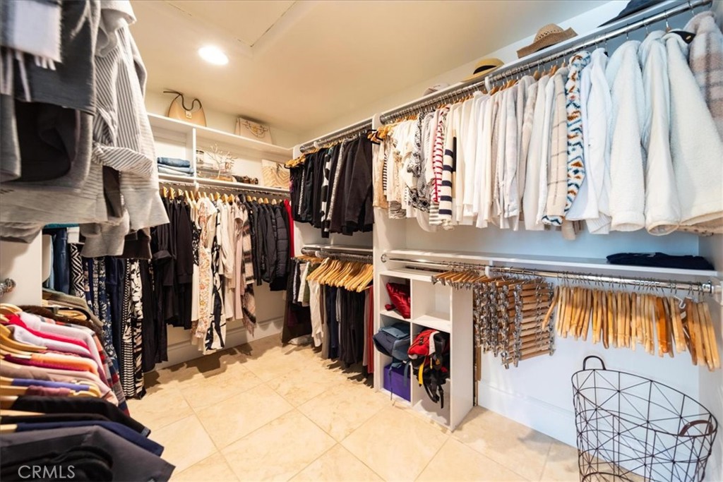 37626 Avenida La Cresta
