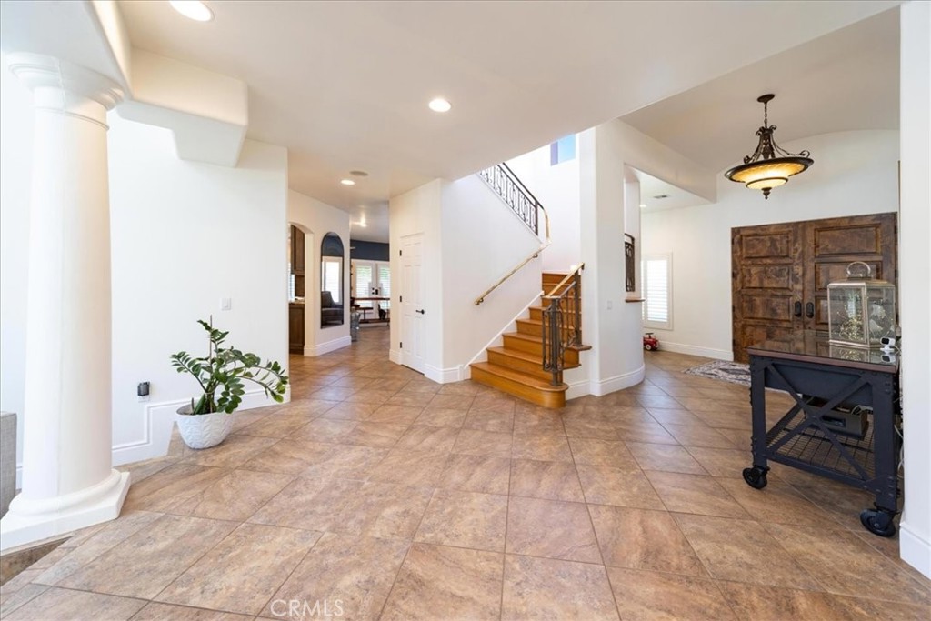 37626 Avenida La Cresta