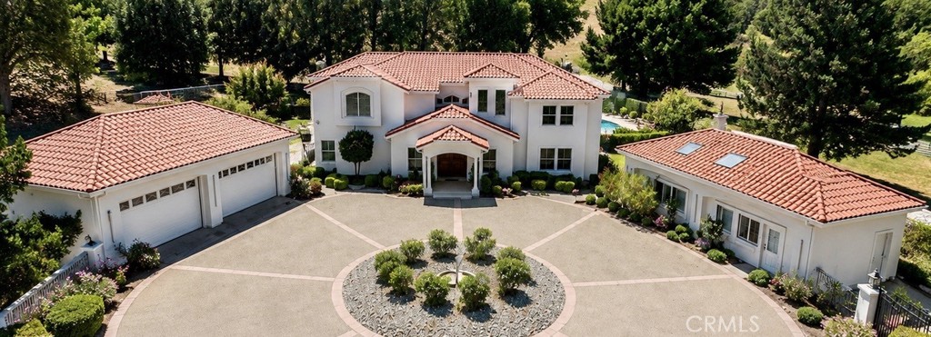 37626 Avenida La Cresta