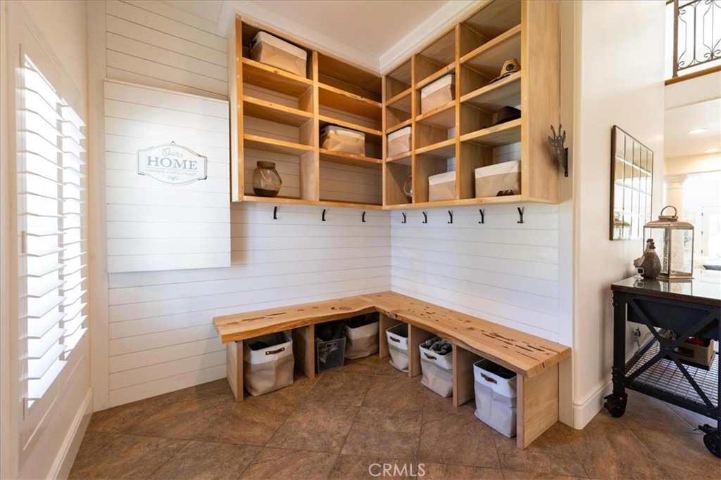37626 Avenida La Cresta