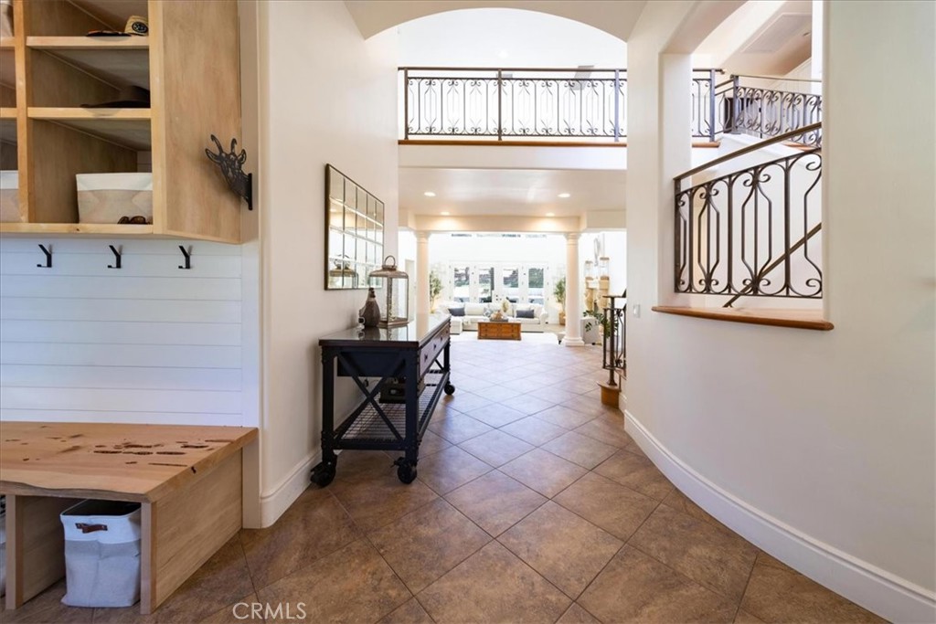 37626 Avenida La Cresta