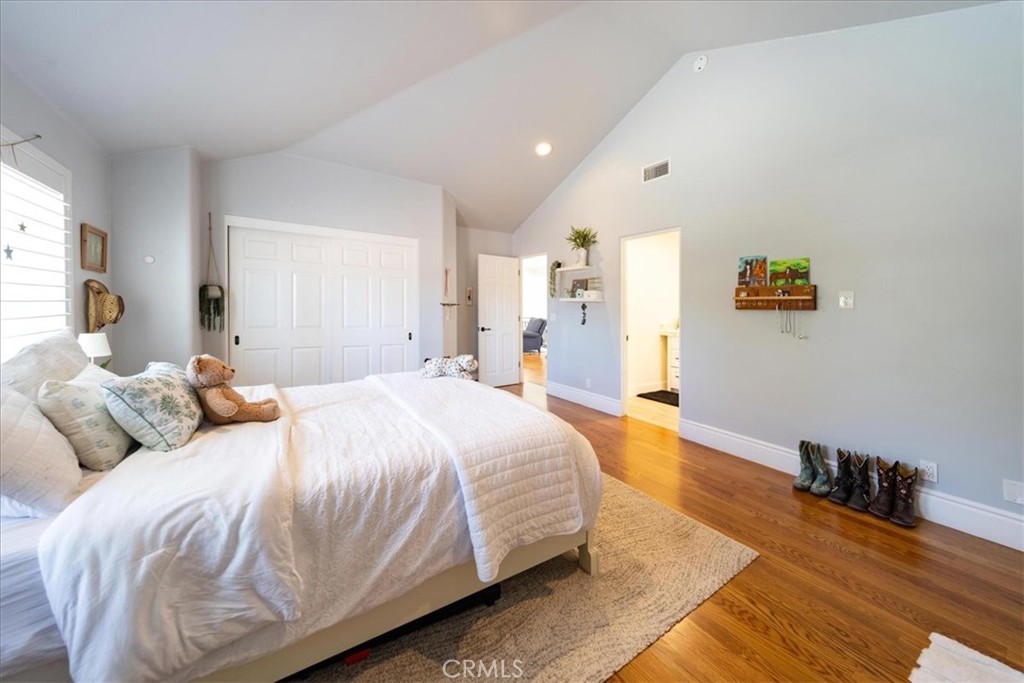 37626 Avenida La Cresta