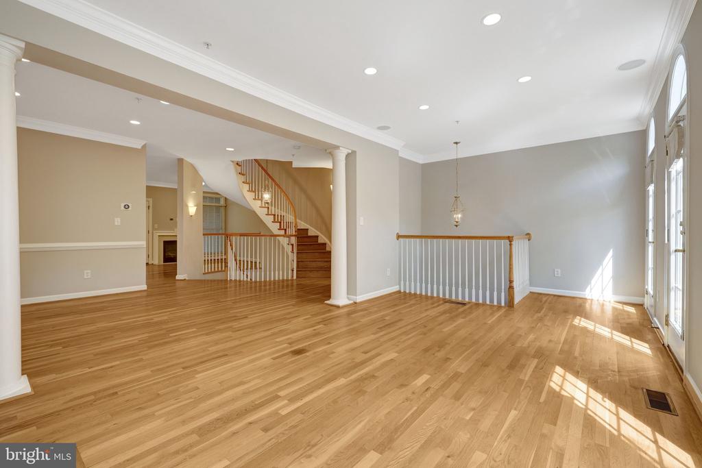 7714 SPOLETO LANE Unit: 54