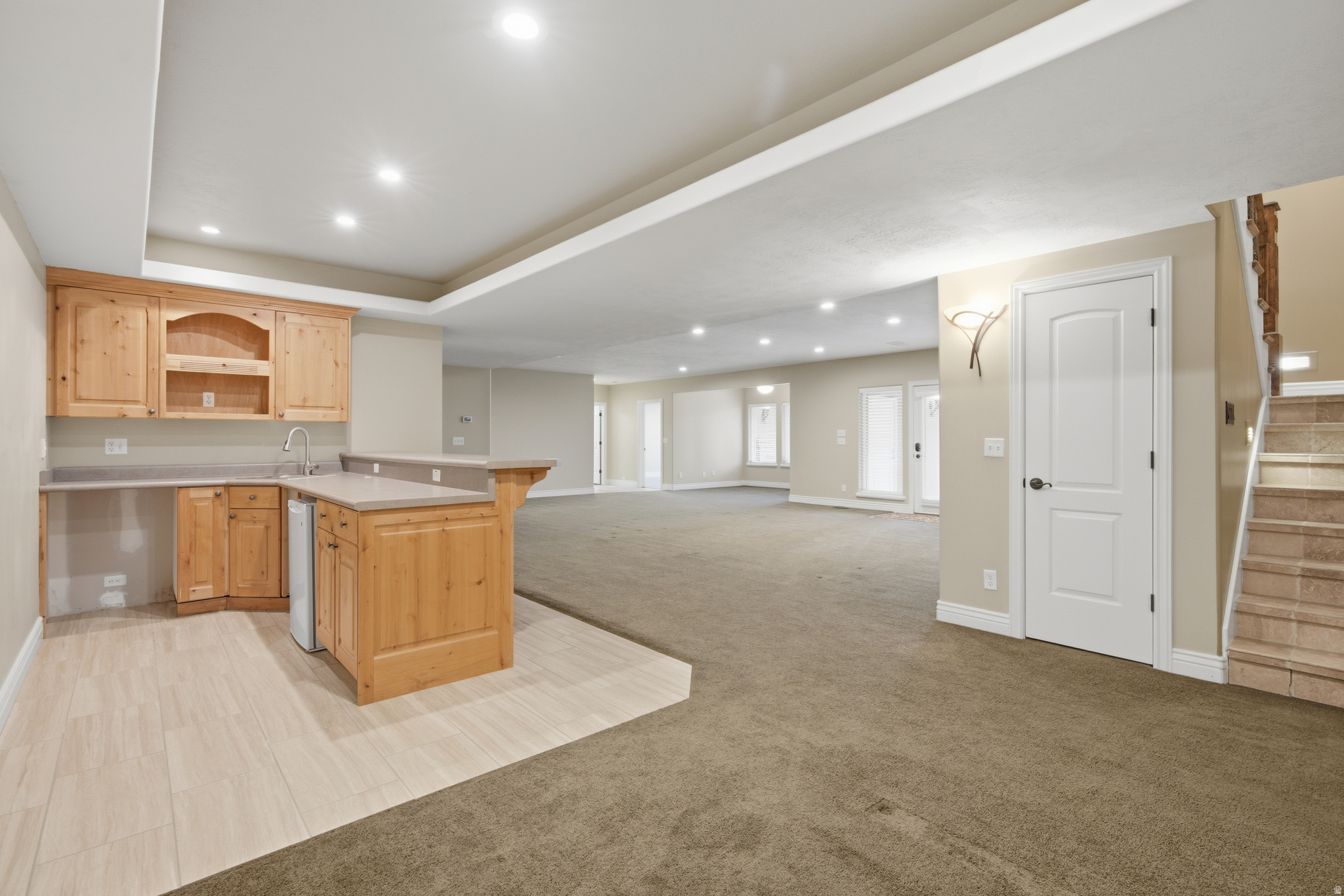 1107 N TWICKENHAM DR