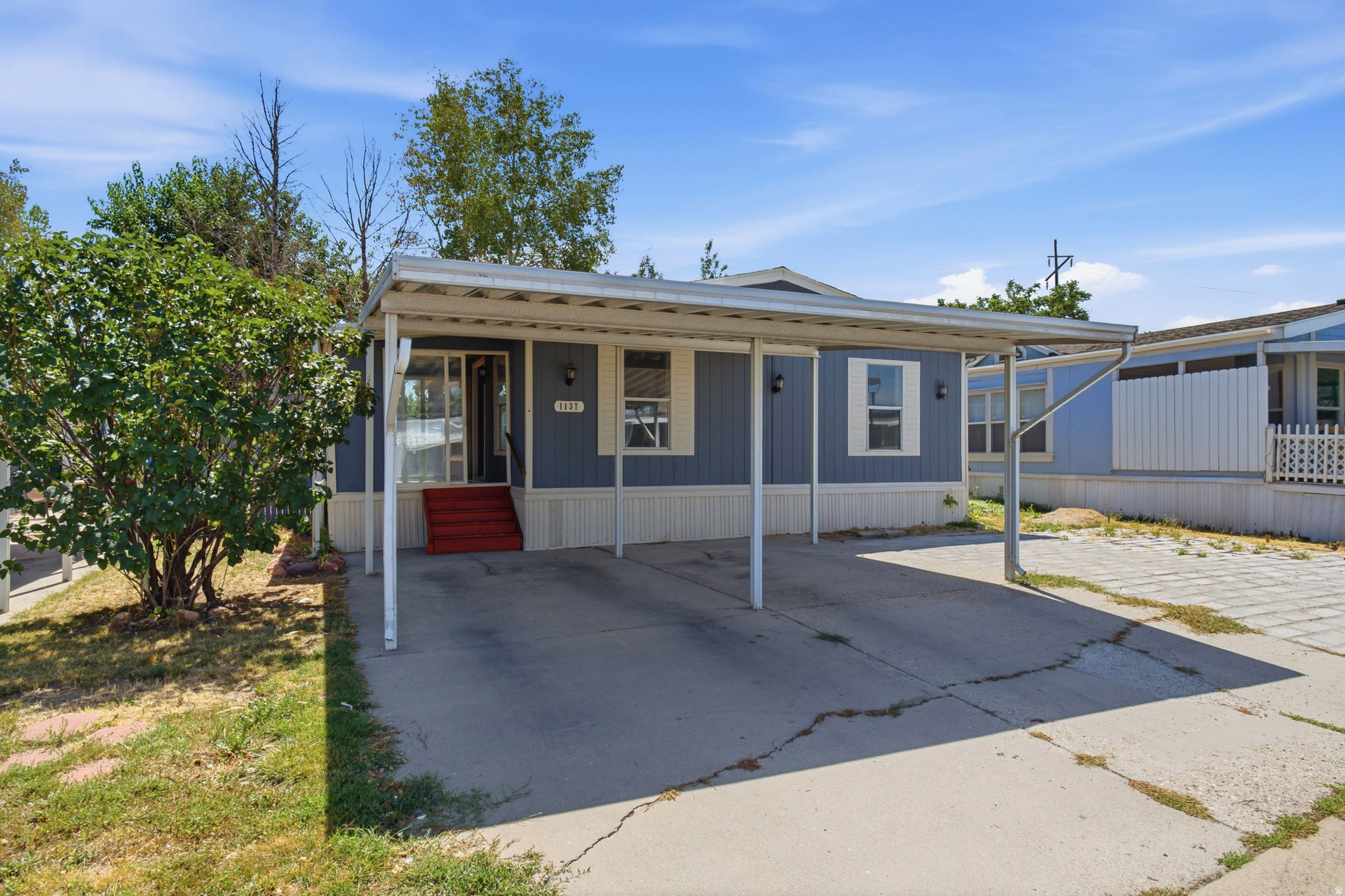 1137 W SIERRA VISTA ST #205