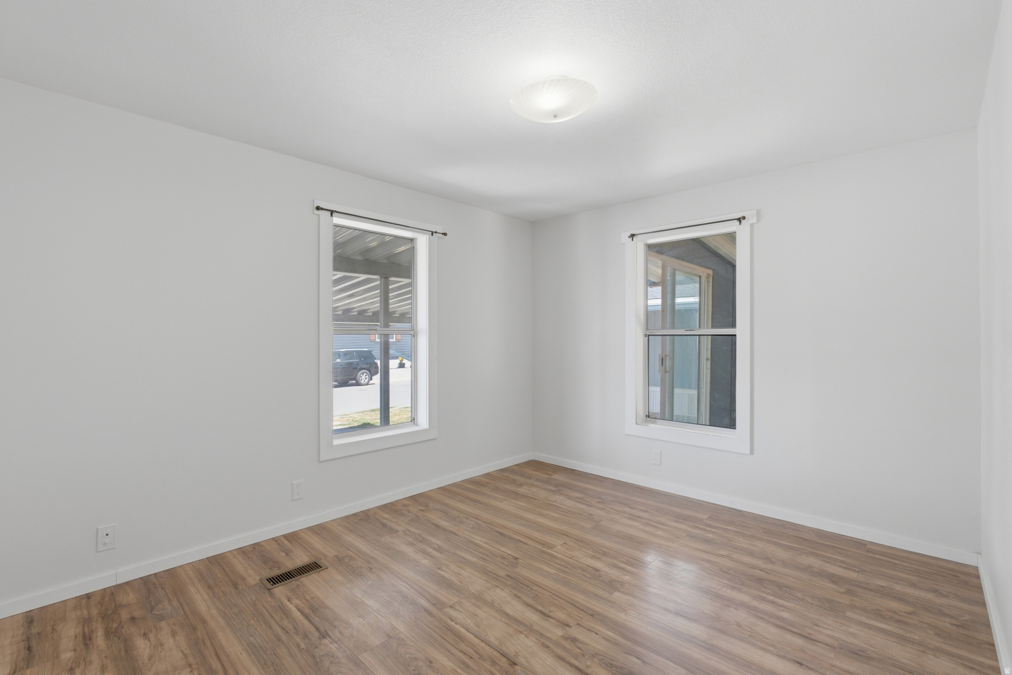 1137 W SIERRA VISTA ST #205