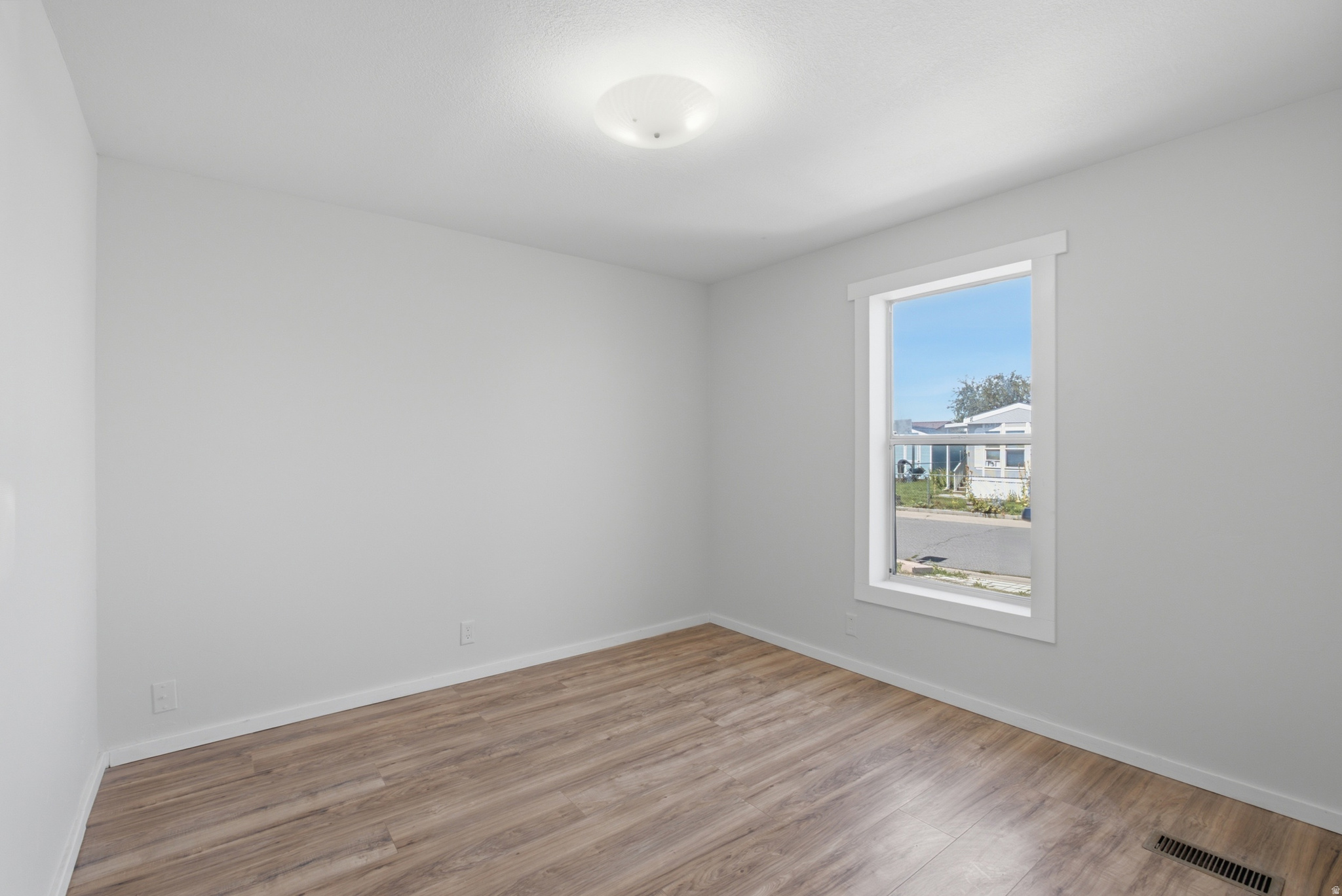 1137 W SIERRA VISTA ST #205