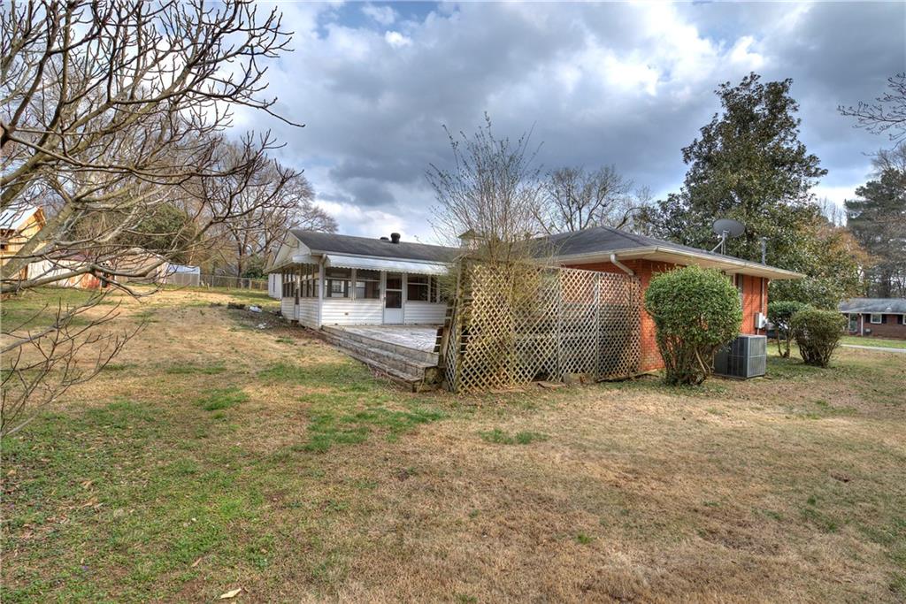 117 DAVIS Drive