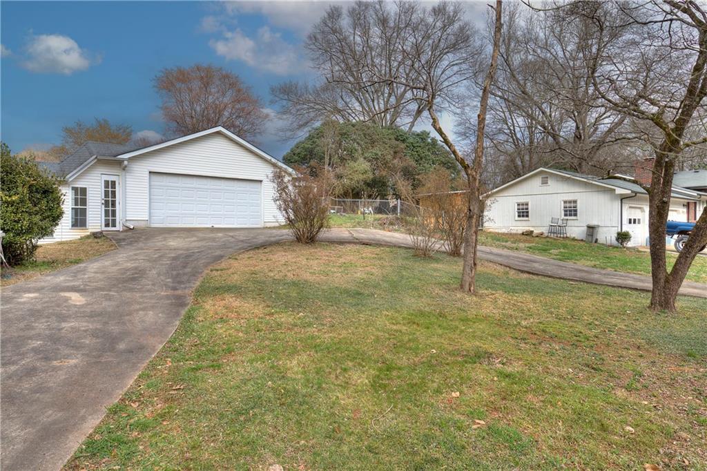 117 DAVIS Drive