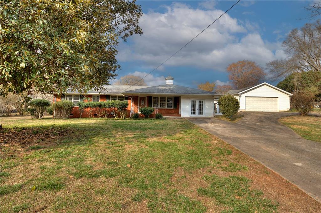 117 DAVIS Drive