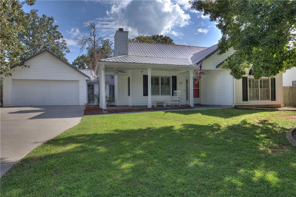 44 WOODHAVEN Court SW