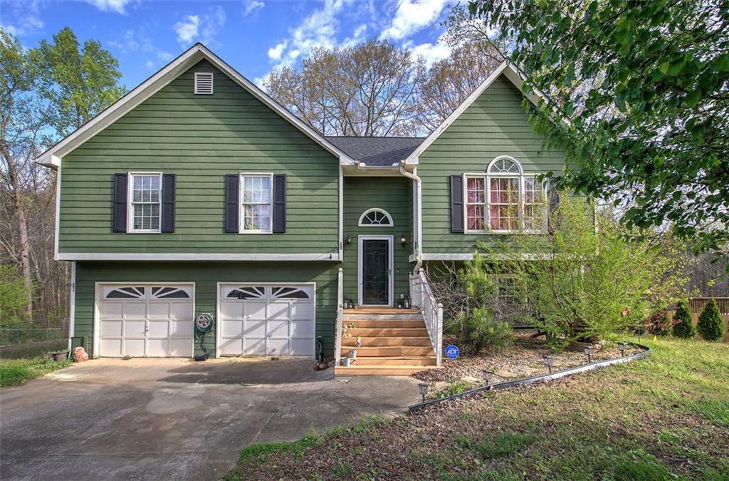 110 AUSTIN Lane