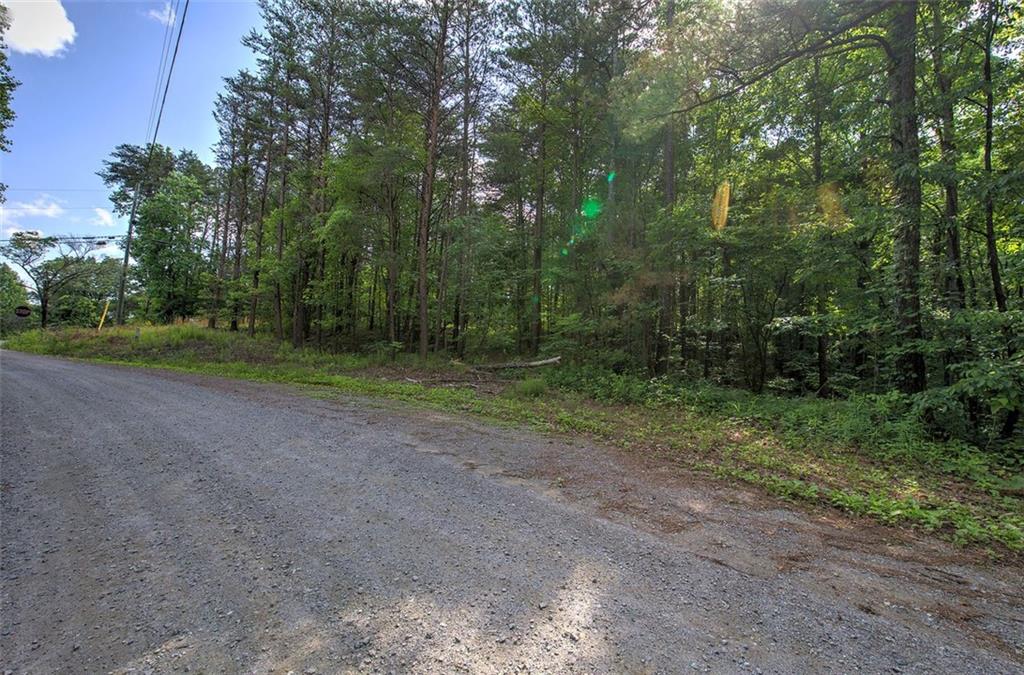 1236 DEBORD Drive