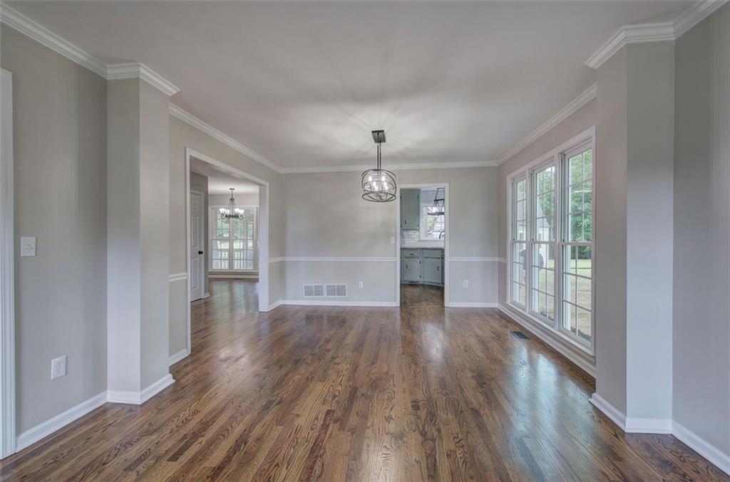 23 FOXHOUND Way SW