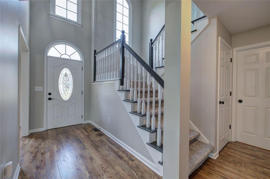 23 FOXHOUND Way SW