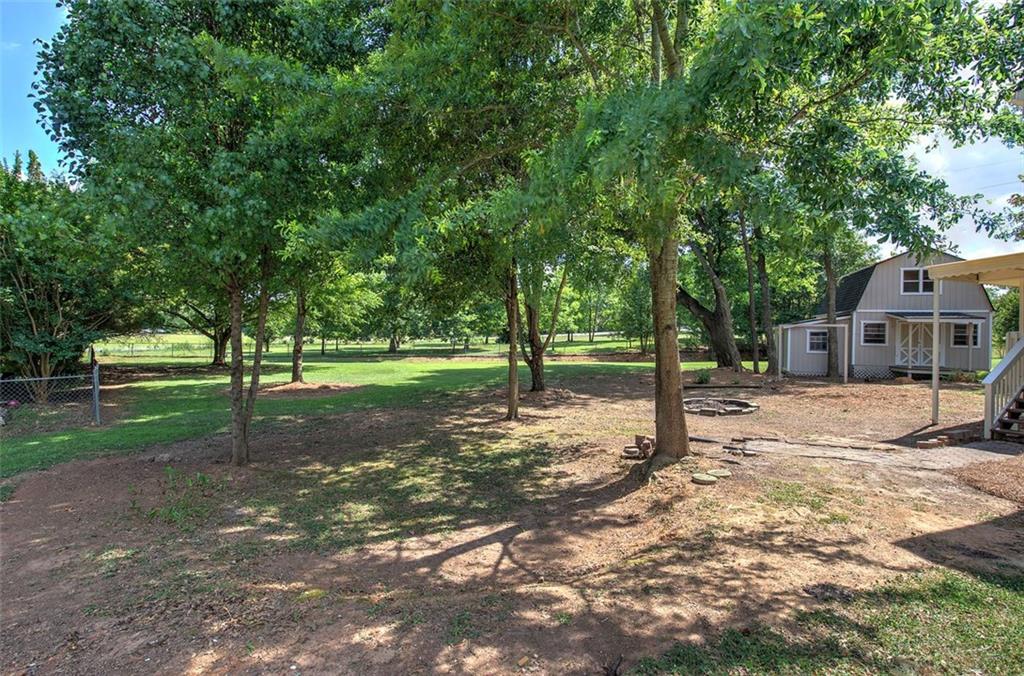 23 FOXHOUND Way SW