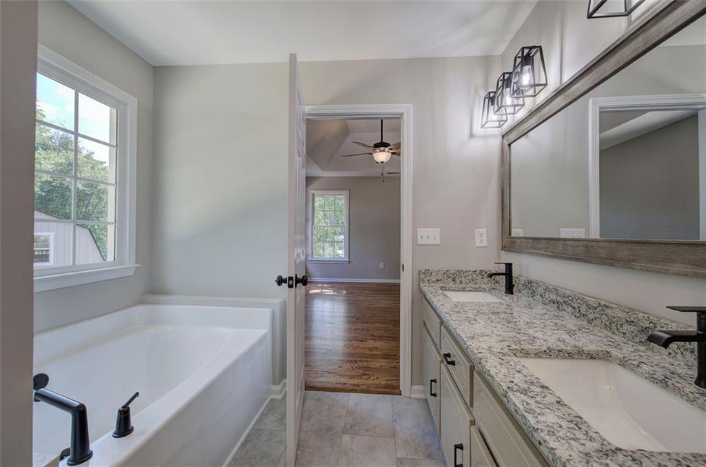 23 FOXHOUND Way SW