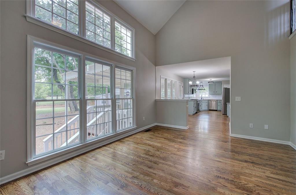 23 FOXHOUND Way SW