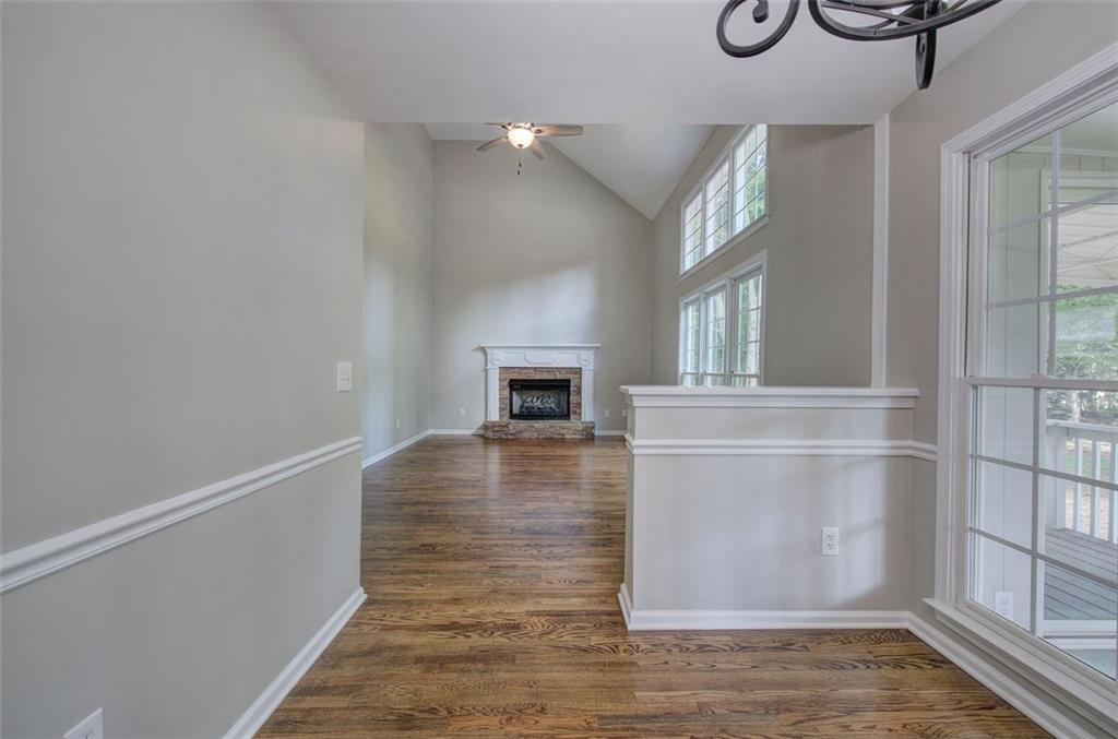 23 FOXHOUND Way SW