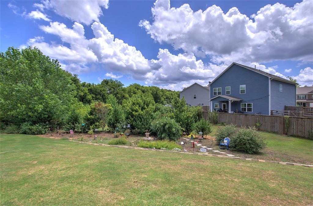 112 REED Cove NW