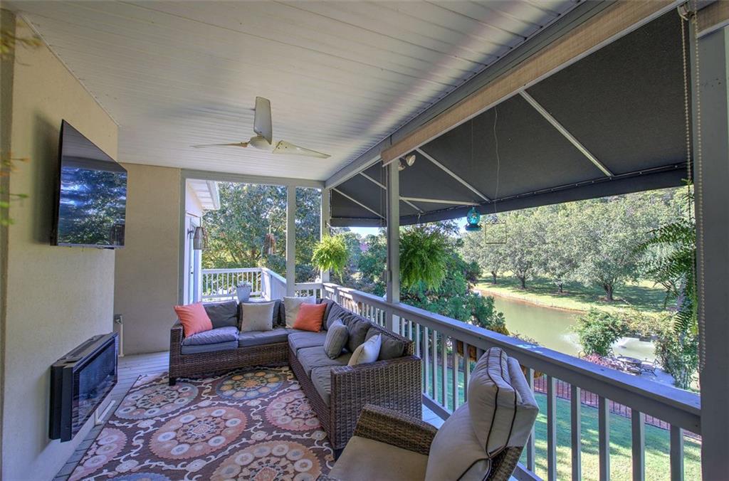261 HARDWOOD Court
