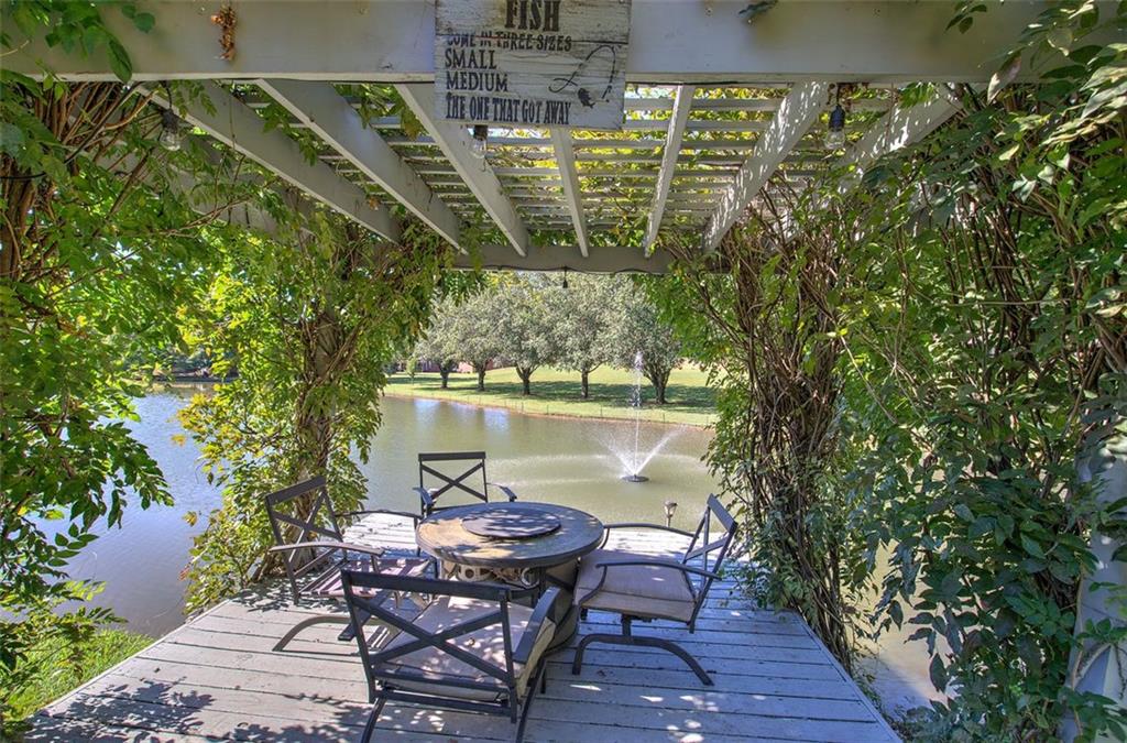 261 HARDWOOD Court