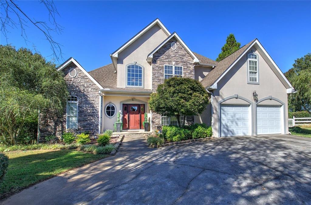 261 HARDWOOD Court