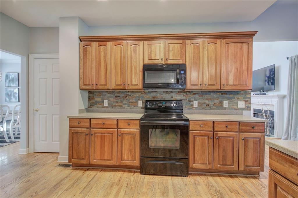261 HARDWOOD Court