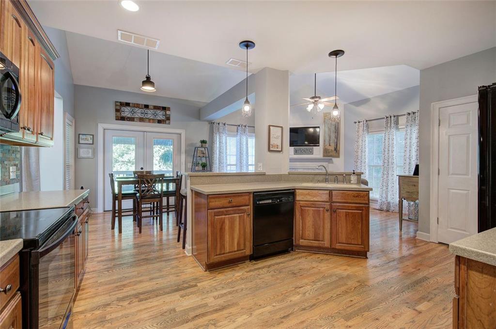 261 HARDWOOD Court