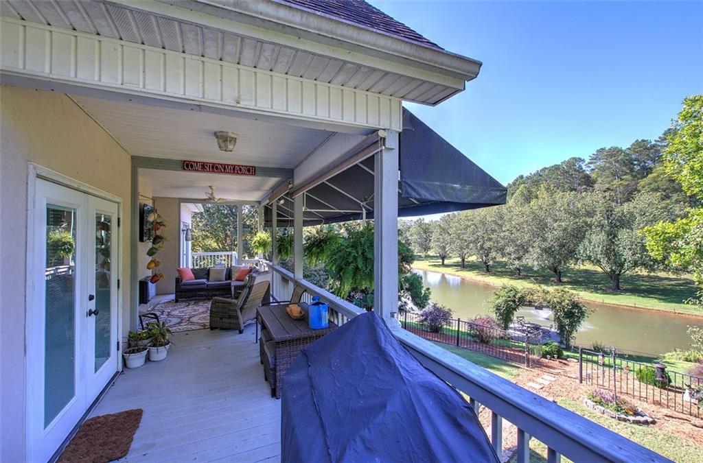 261 HARDWOOD Court