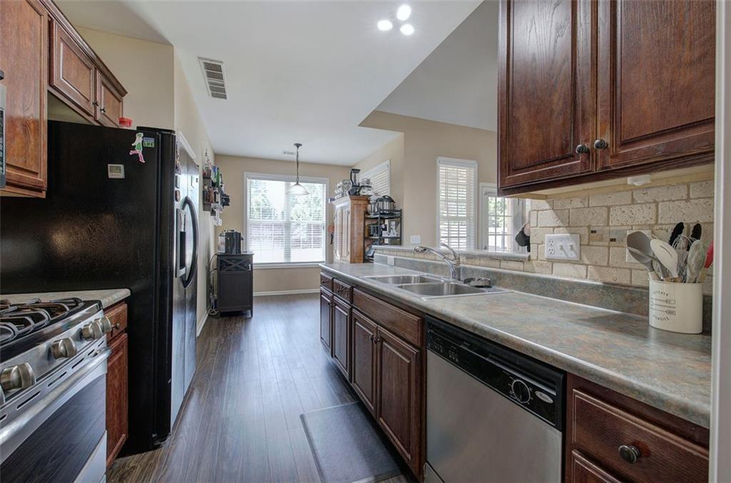 27 SPRING FOLLY NW