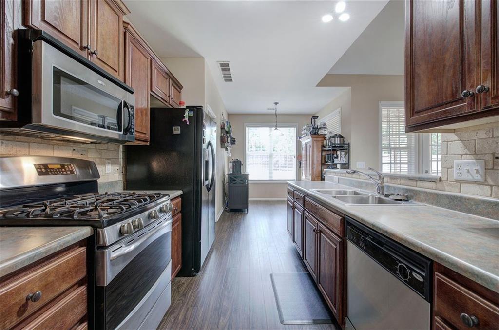 27 SPRING FOLLY NW