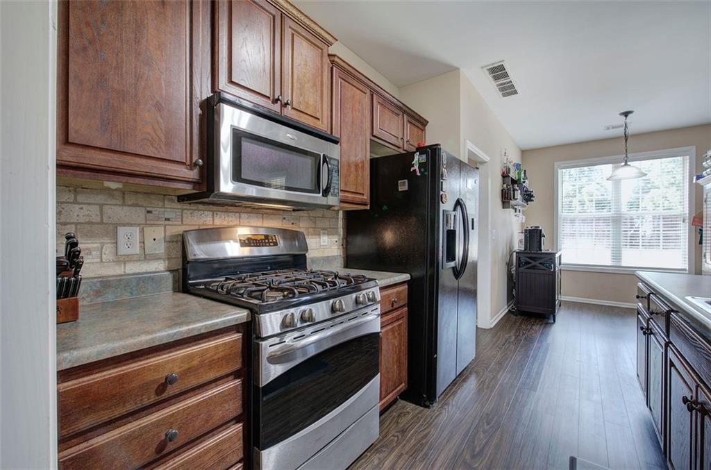 27 SPRING FOLLY NW
