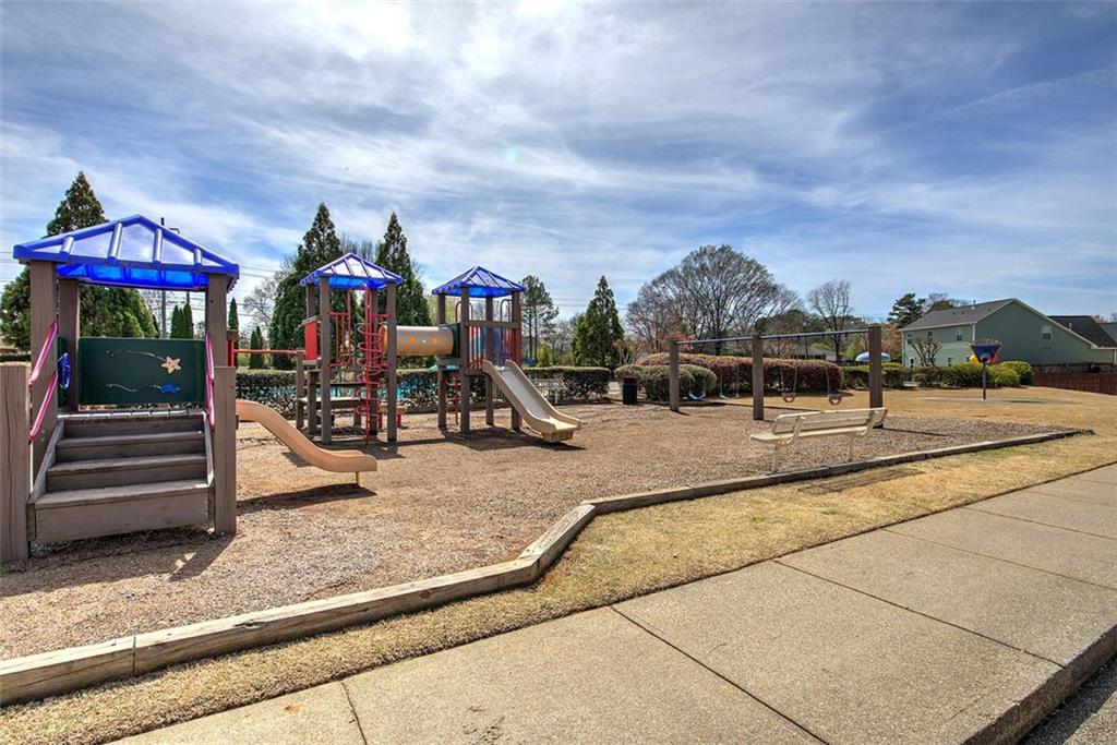 27 SPRING FOLLY NW