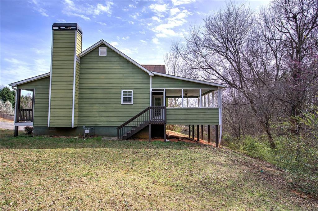 34 ANN Circle SE