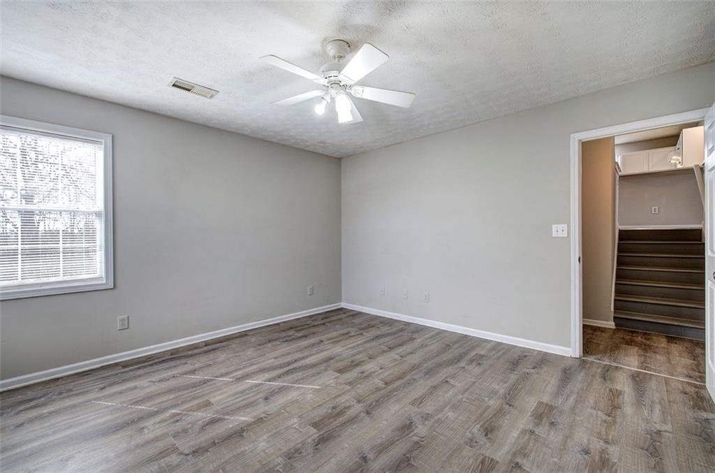 34 ANN Circle SE
