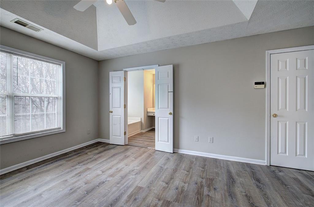 34 ANN Circle SE