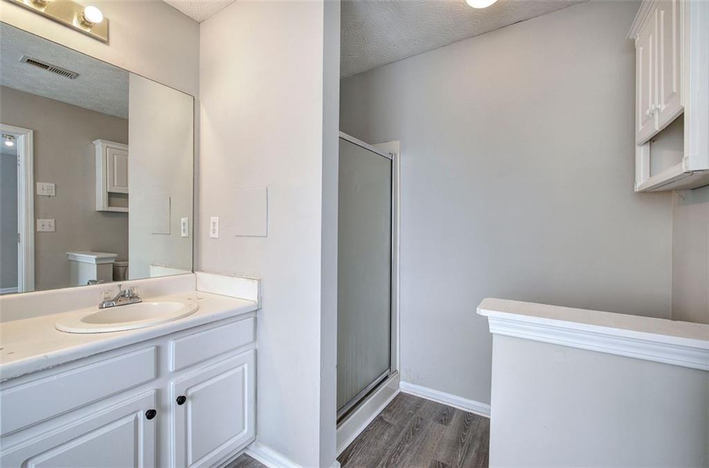 34 ANN Circle SE