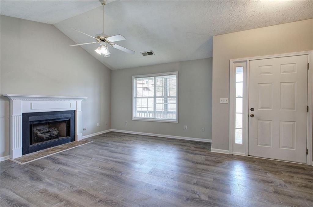 34 ANN Circle SE
