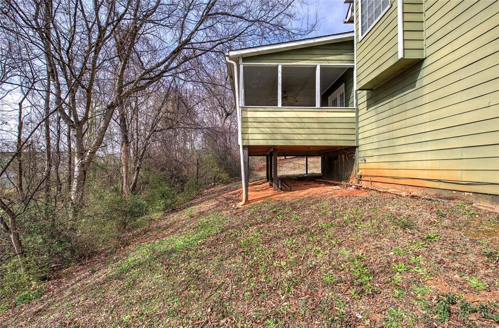 34 ANN Circle SE
